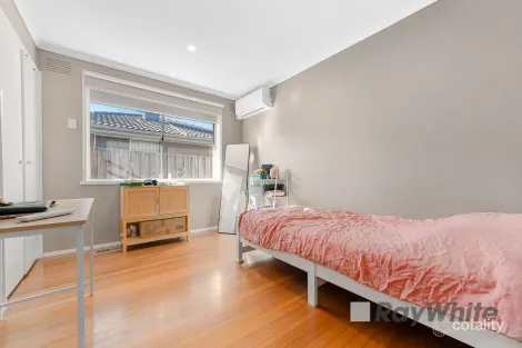 Property photo of 1/142 Pound Road Hampton Park VIC 3976