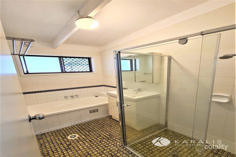 Property photo of 38 Firthshire Street Mansfield QLD 4122