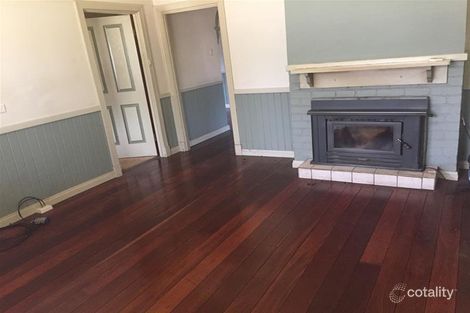 Property photo of 53 Marginata Crescent Dwellingup WA 6213