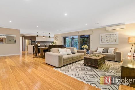 Property photo of 53 Villella Drive Pakenham VIC 3810