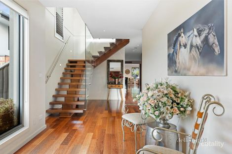 Property photo of 8 Airdrie Court Templestowe Lower VIC 3107