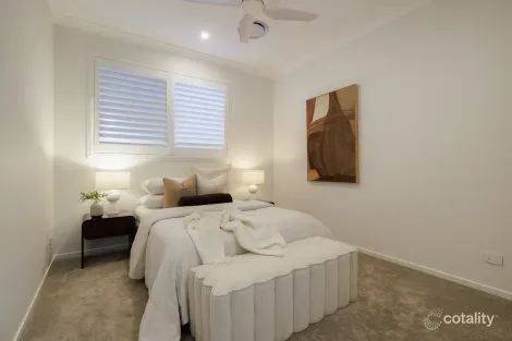 Property photo of 19 Stratton Terrace Wynnum QLD 4178