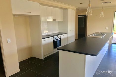 Property photo of 10 Bridgeman Parade Chinchilla QLD 4413