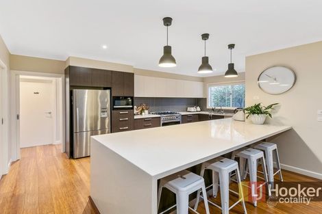 Property photo of 53 Villella Drive Pakenham VIC 3810