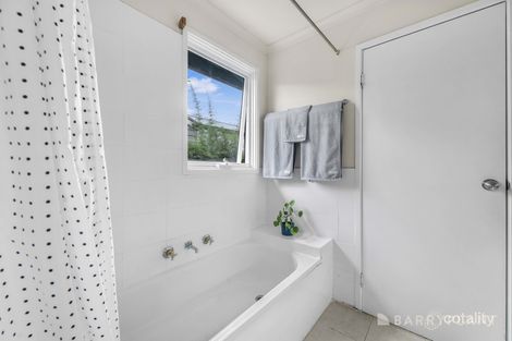 Property photo of 4 Emu Court Badger Creek VIC 3777