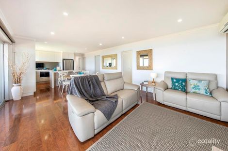 Property photo of 5 Central Avenue Hallett Cove SA 5158