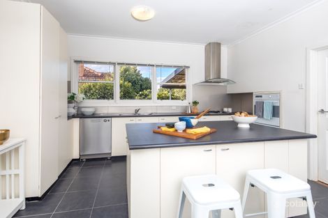 Property photo of 6 Muir Crescent Newington VIC 3350