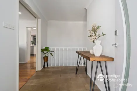 Property photo of 7 Gal Crescent Moorebank NSW 2170