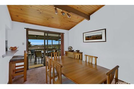 Property photo of 2/3 Seaspray Close Bateau Bay NSW 2261