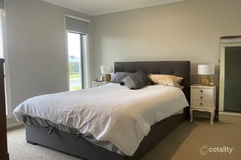 Property photo of 22 Brucato Road Kalkallo VIC 3064