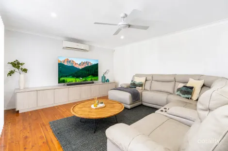 Property photo of 7 Gal Crescent Moorebank NSW 2170