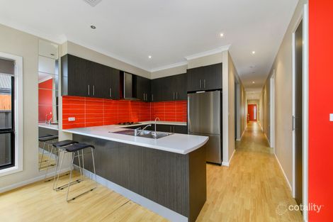 Property photo of 9 Grandstand Avenue Caroline Springs VIC 3023
