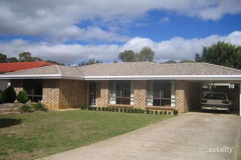 Property photo of 8 Lexcen Grove Happy Valley SA 5159