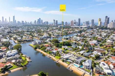 26 Welby St, Broadbeach Waters, QLD 4218