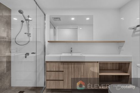 Property photo of 4/40 Nicklin Street Coorparoo QLD 4151