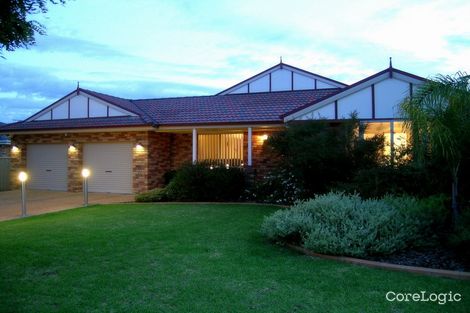 Property photo of 8 Powys Place Griffith NSW 2680