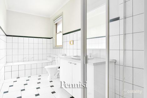 Property photo of 4/1-6 Burley Griffin Close Keilor East VIC 3033