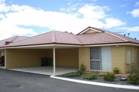 11/135 Challis Rd, Seville Grove, WA 6112