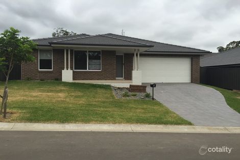 4 Preston Pl, Cameron Park, NSW 2285