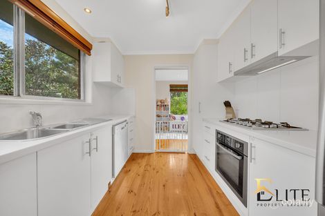Property photo of 8 Thirlmere Court Berwick VIC 3806