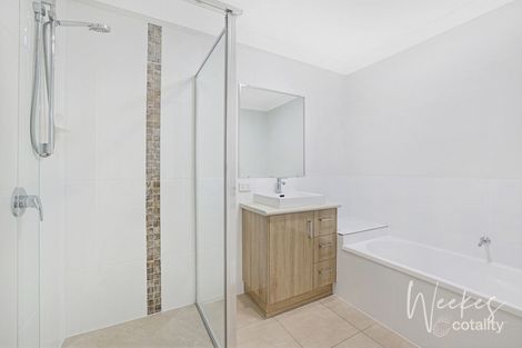 Property photo of 13 Reef Court Bargara QLD 4670