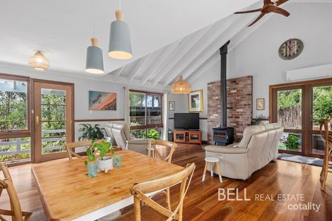 Property photo of 17 Jeanne Street Cockatoo VIC 3781