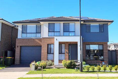 Property photo of 32 Westbrook Circuit Marsden Park NSW 2765