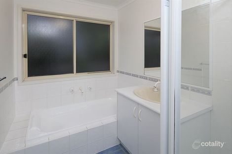 Property photo of 5 Shannon Place Langwarrin VIC 3910