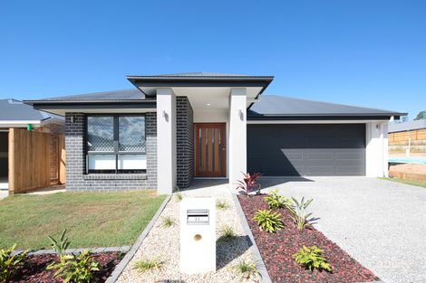 11 Boyland Way, Ripley, QLD 4306