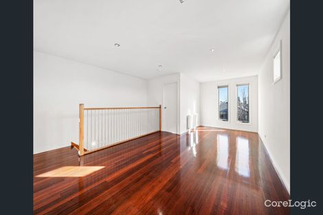 Property photo of 5 Firetail Close Williams Landing VIC 3027