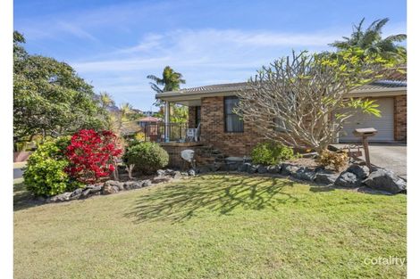 1/2 Remembrance Cl, Coffs Harbour, NSW 2450