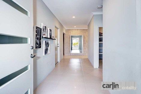 Property photo of 10 Aniseed Road Treeby WA 6164
