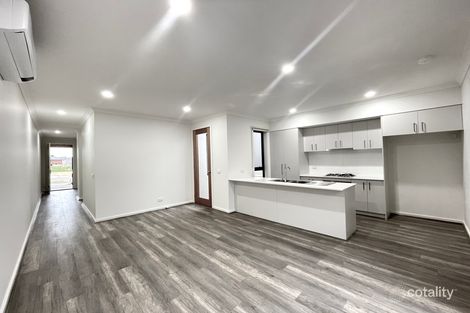 Property photo of 16 Kingdom Boulevard Weir Views VIC 3338