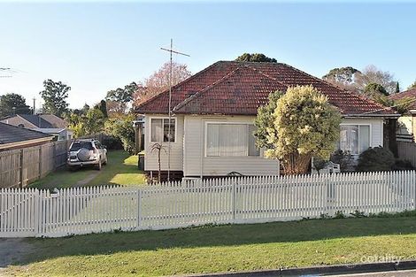 11 Peacock St, Mirboo North, VIC 3871