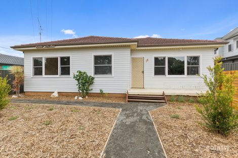 16 Clifford St, Fairy Meadow, NSW 2519