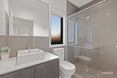 Property photo of 1/2 Kambara Drive Mulgrave VIC 3170