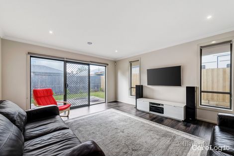 Property photo of 102A Mackie Road Bentleigh East VIC 3165