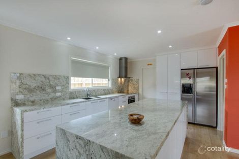 21 School Ave, Newhaven, VIC 3925