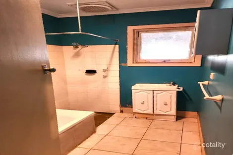 Property photo of 31 Moores Street Whyalla Stuart SA 5608