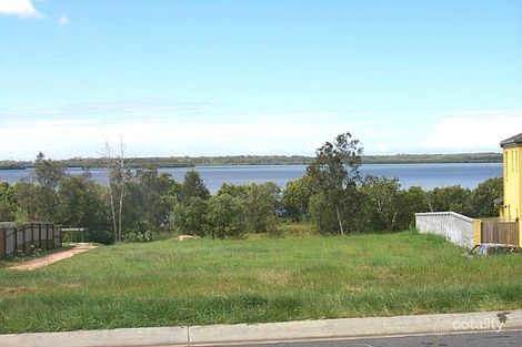 32 Gippsland Dr, Helensvale, QLD 4212