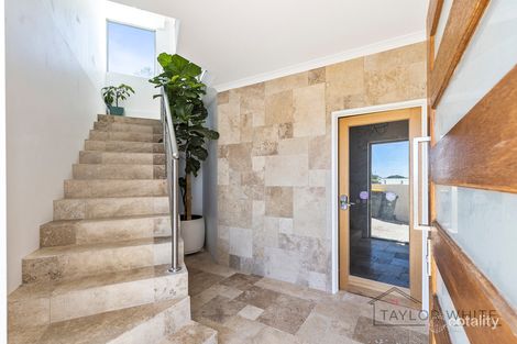 Property photo of 16 Coastal Rise Quinns Rocks WA 6030
