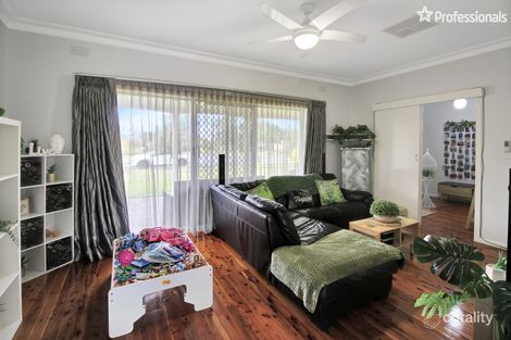 Property photo of 22 Macarthur Street Ashmont NSW 2650