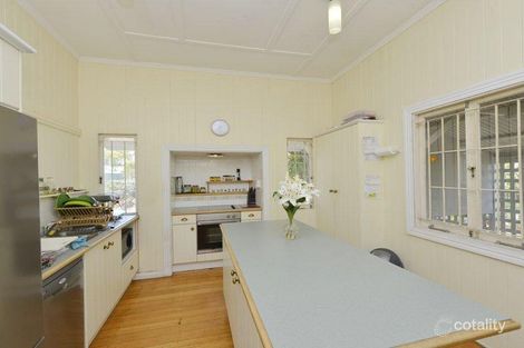 Property photo of 4 Lade Street Coorparoo QLD 4151