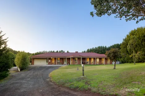 Property photo of 14 Kangaroo Run Wallan VIC 3756