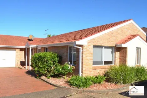 3/4 Ewing Pl, Balgownie, NSW 2519