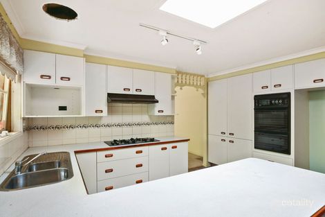 Property photo of 11 Johns Crescent Mount Evelyn VIC 3796