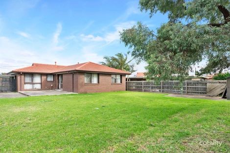 Property photo of 13 Chesney Street Keysborough VIC 3173