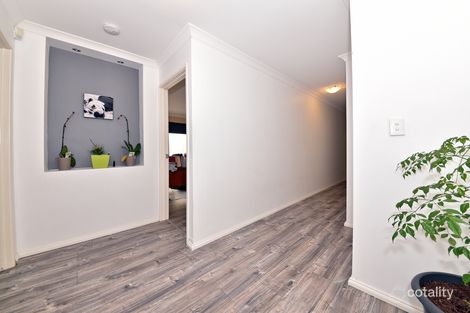 Property photo of 30 Crosthwait Circle Tapping WA 6065