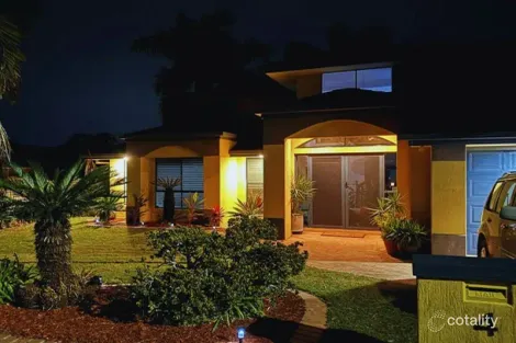 Property photo of 4 Paten Close Birkdale QLD 4159