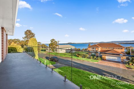 Property photo of 8 Rushton Drive Kanahooka NSW 2530